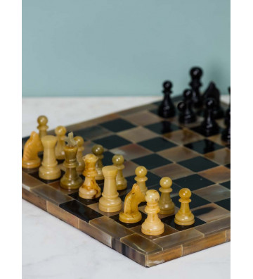Chess game in buffalo horn 31cm