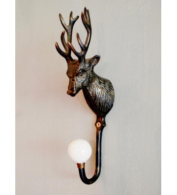 Deer head coat hanger in metal