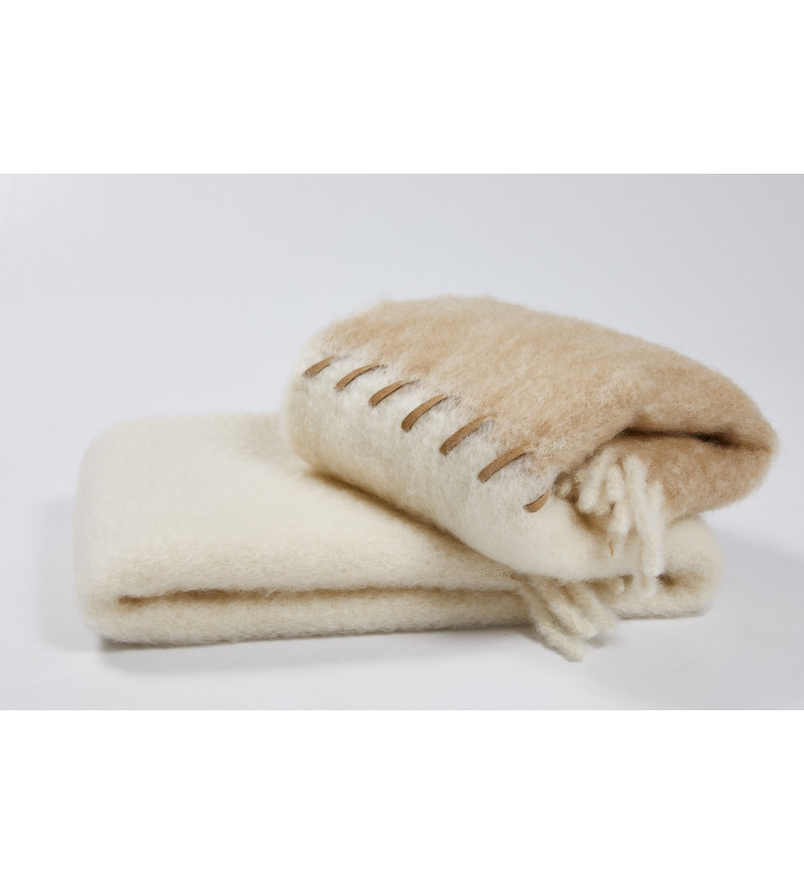 Two-tone beige mohair and suede blanket 130x200cm - mantas ezcaray