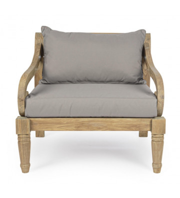 Outdoor teak armchair Karuba Bizzotto with grey cushions.