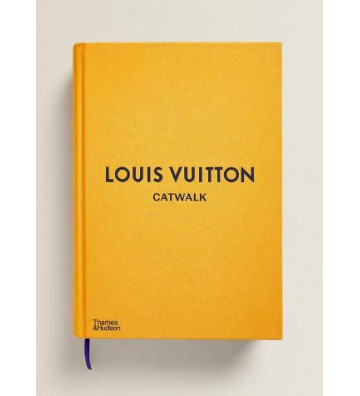 Louis Vuitton Catwalk Magazine - Thames & Hudson - Nardini Forniture