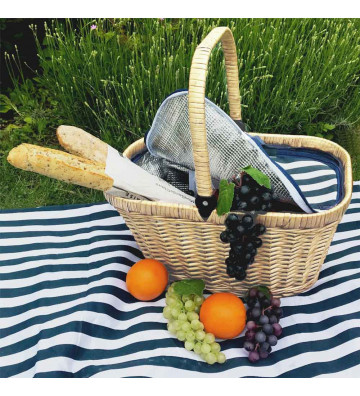 Chantilly Isothermal Picnic Basket in light wicker
