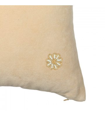 Beige velvet cushion with beaded daisies 45x45cm